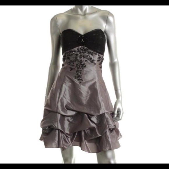 Dresses & Skirts - Elegant Strapless Black and Gray Dress